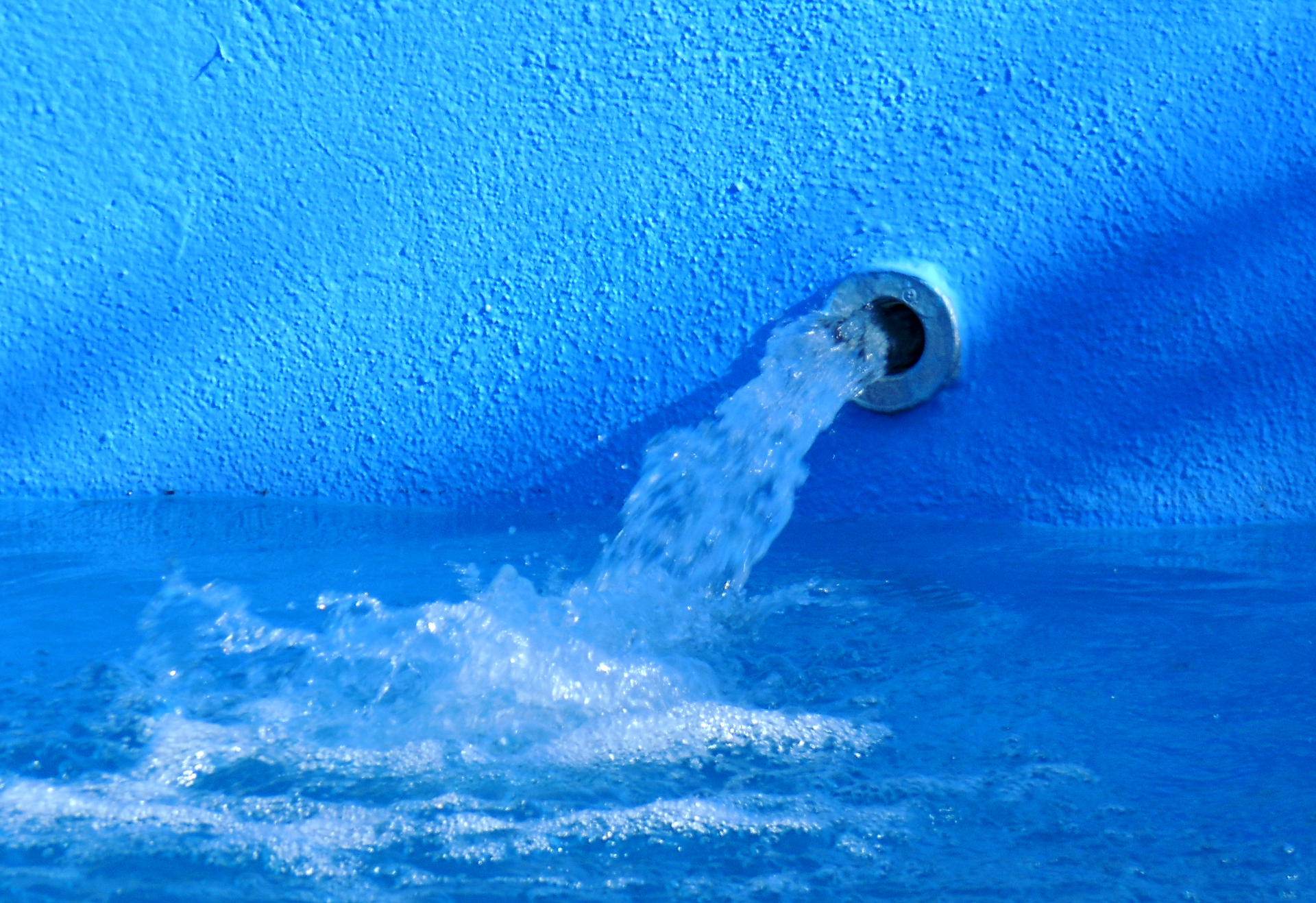 Swimming Pool Leak Detection Near Me: Find a Pro Now