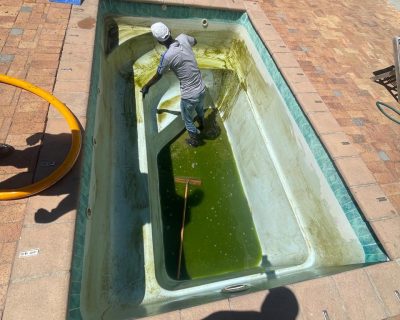 Swimming Pool Cleaning Services